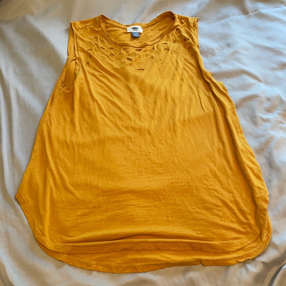 Old navy tanktop